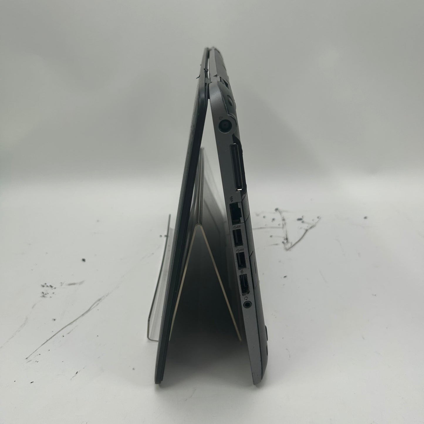 HP EliteBook 840 G1 14" i5-4300U 2.5GHz 8GB RAM 256GB SSD