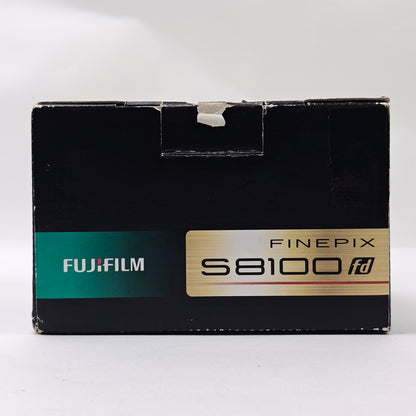 Fujifilm FinePix S8100fd 10.0MP Digital Camera