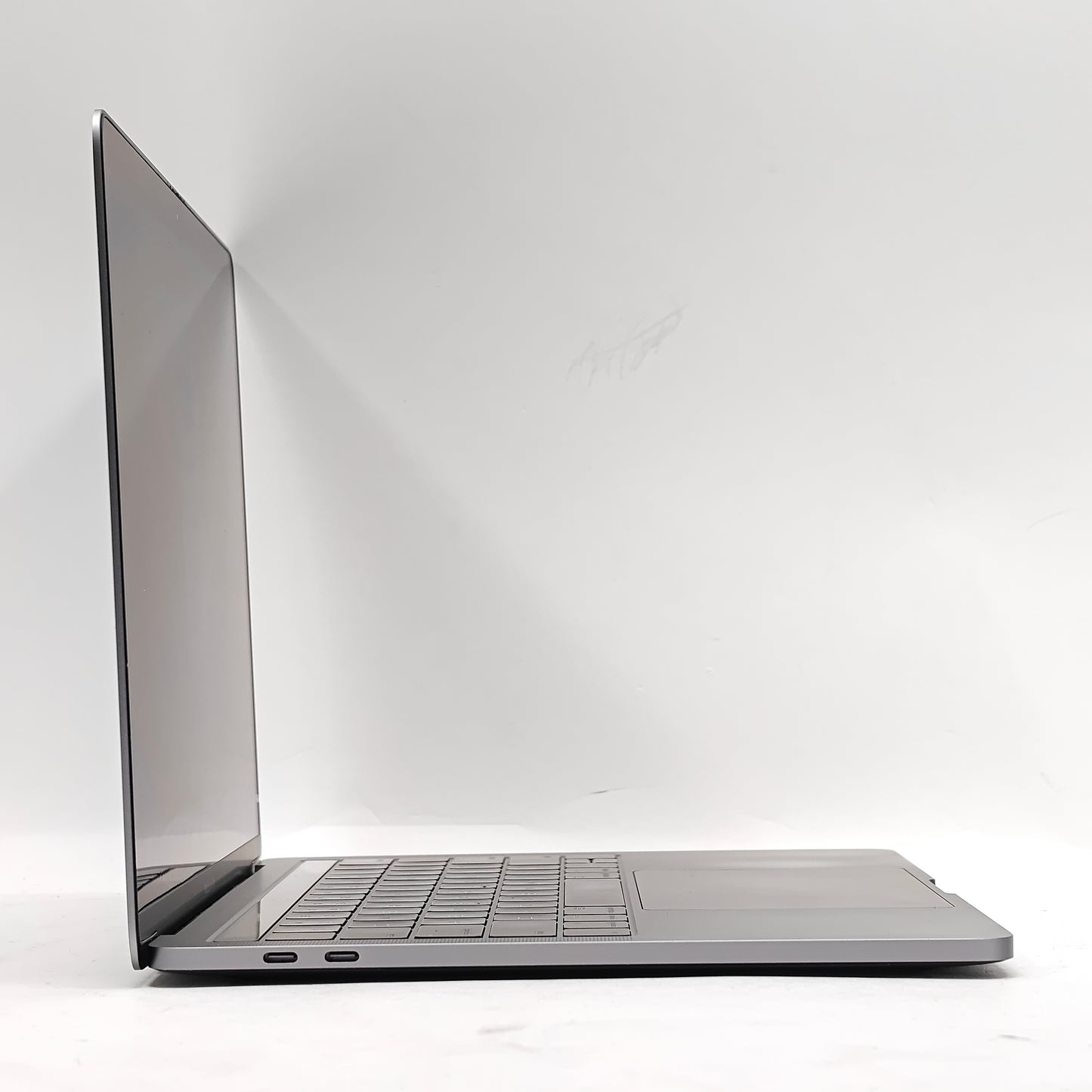 2017 Apple MacBook Pro 13.3" i7 3.1GHz 8GB RAM 256GB SSD Space Gray A1706