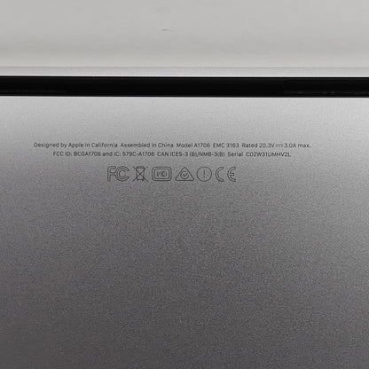 2017 Apple MacBook Pro 13.3" i7 3.1GHz 8GB RAM 256GB SSD Space Gray A1706