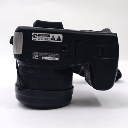 Fujifilm FinePix S8100fd 10.0MP Digital Camera